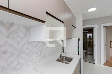 Cozinha de apartamento para alugar com 2 quartos, 34m² em Santo Amaro, São Paulo