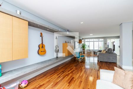 Sala de casa à venda com 3 quartos, 220m² em Brooklin Paulista, São Paulo