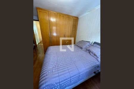 Casa à venda com 4 quartos, 220m² em Jardim Avelino, São Paulo