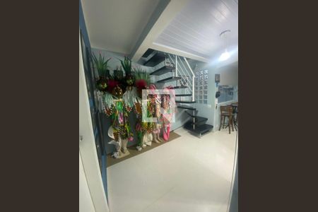 Casa à venda com 3 quartos, 320m² em Vila Caju, São Paulo