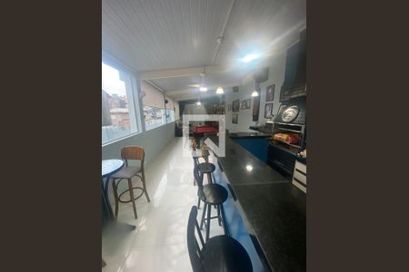 Casa à venda com 3 quartos, 320m² em Vila Caju, São Paulo