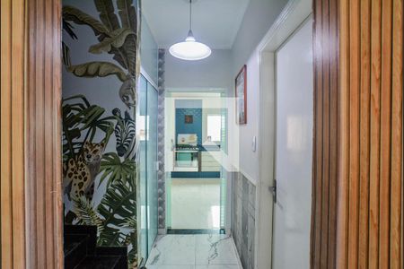 Corredor de casa à venda com 3 quartos, 178m² em Vila Curuçá, Santo André