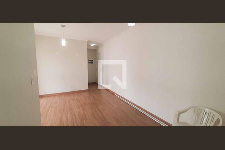 Sala de apartamento à venda com 2 quartos, 58m² em Km 18, Osasco