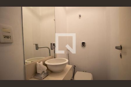 Lavabo de apartamento à venda com 3 quartos, 100m² em Recreio dos Bandeirantes, Rio de Janeiro