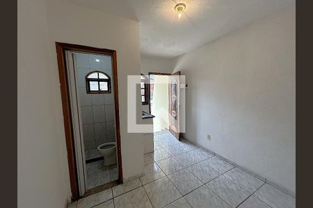 Sala/Cozinha/Quarto de kitnet/studio para alugar com 1 quarto, 12m² em Vila Valqueire, Rio de Janeiro