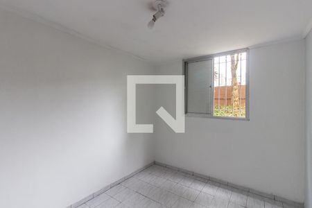 Quarto 1 de apartamento para alugar com 2 quartos, 48m² em Itaquera, São Paulo