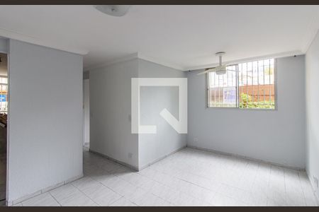 Sala de apartamento para alugar com 2 quartos, 48m² em Itaquera, São Paulo