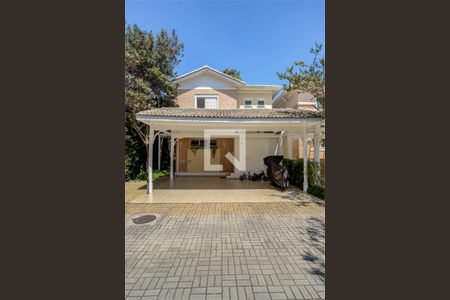 Casa à venda com 3 quartos, 413m² em Chácara Monte Alegre, São Paulo