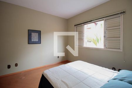 Suíte de casa à venda com 3 quartos, 127m² em Vila Ida, São Paulo