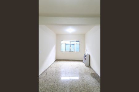 Sala de casa para alugar com 2 quartos, 84m² em Quintino Bocaiúva, Rio de Janeiro