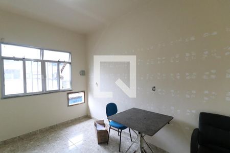 Quarto de casa para alugar com 2 quartos, 84m² em Quintino Bocaiúva, Rio de Janeiro