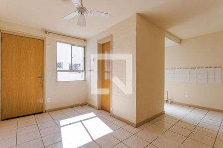 Sala de apartamento para alugar com 2 quartos, 50m² em Rubem Berta, Porto Alegre