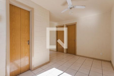 Sala de apartamento para alugar com 2 quartos, 50m² em Rubem Berta, Porto Alegre