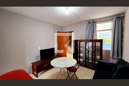 Sala de apartamento para alugar com 2 quartos, 55m² em Jardim Ana Maria, Jundiaí