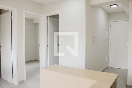 Sala/Cozinha de apartamento para alugar com 2 quartos, 39m² em Vila Paulicéia, São Paulo