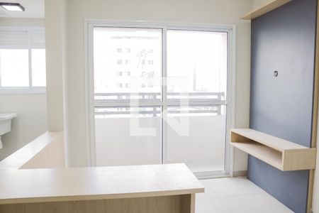 Sala/Cozinha de apartamento para alugar com 2 quartos, 39m² em Vila Paulicéia, São Paulo