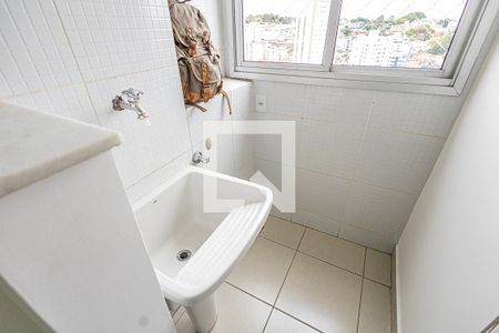 Area de serviço de apartamento para alugar com 3 quartos, 83m² em Aeroporto, Belo Horizonte