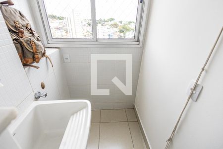 Area de serviço de apartamento para alugar com 3 quartos, 83m² em Aeroporto, Belo Horizonte