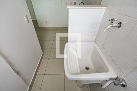 Area de serviço de apartamento para alugar com 3 quartos, 83m² em Aeroporto, Belo Horizonte