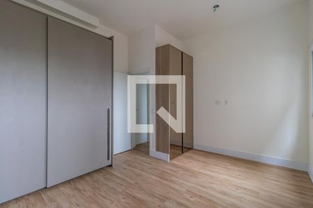 Quarto de apartamento para alugar com 1 quarto, 47m² em Jardim Tupanci, Barueri