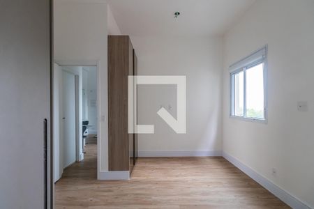 Quarto de apartamento para alugar com 1 quarto, 47m² em Jardim Tupanci, Barueri