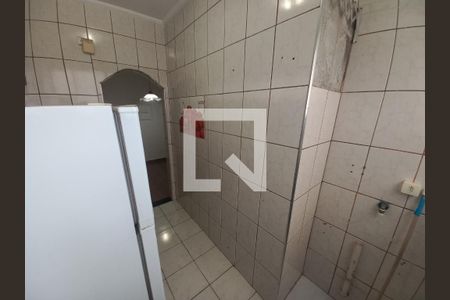 Cozinha de apartamento para alugar com 1 quarto, 60m² em Itararé, São Vicente