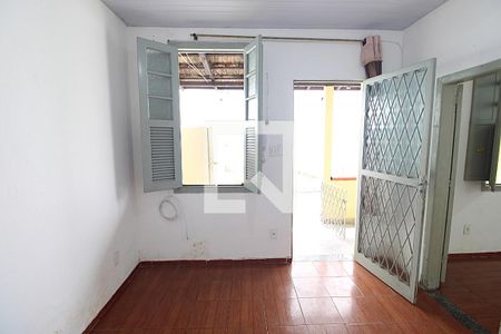 Sala de casa para alugar com 1 quarto, 50m² em Osvaldo Cruz, Rio de Janeiro