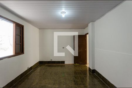 Quarto 1 de casa para alugar com 2 quartos, 70m² em Vila Serralheiro, São Paulo