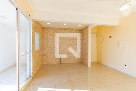 Sala de apartamento à venda com 2 quartos, 48m² em Fátima, Canoas