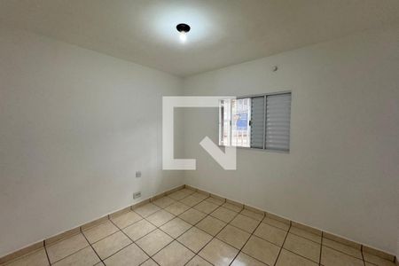 Quarto 02 de apartamento para alugar com 2 quartos, 44m² em Jardim Itaú, Ribeirão Preto