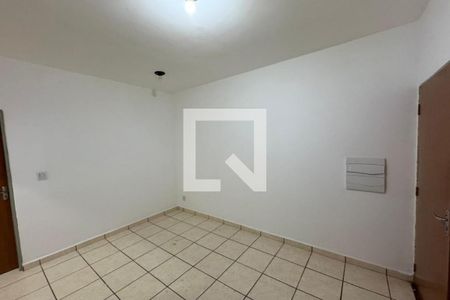 Sala de apartamento para alugar com 2 quartos, 44m² em Jardim Itaú, Ribeirão Preto