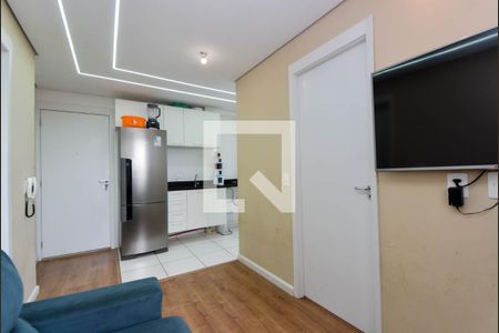 Sala de apartamento para alugar com 2 quartos, 36m² em Vila das Bandeiras, Guarulhos