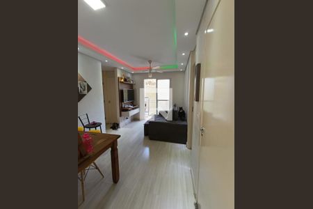 Sala de apartamento à venda com 3 quartos, 58m² em Vila Marieta, Campinas