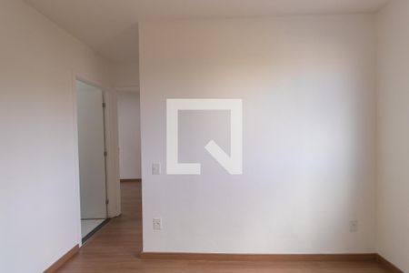 Sala de apartamento para alugar com 2 quartos, 40m² em Jardim Petrópolis, Cotia