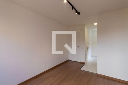 Sala de apartamento para alugar com 2 quartos, 40m² em Jardim Petrópolis, Cotia