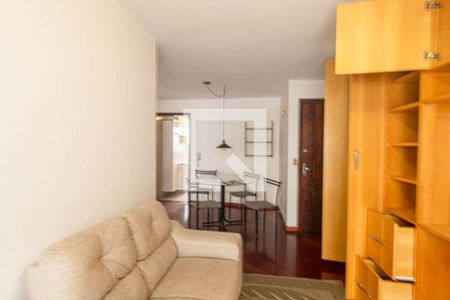 Sala de apartamento para alugar com 1 quarto, 43m² em Centro, Curitiba