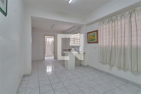 Casa à venda com 3 quartos, 157m² em Jardim Prudência, São Paulo