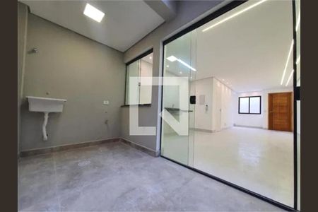 Casa à venda com 2 quartos, 77m² em Pestana, Osasco