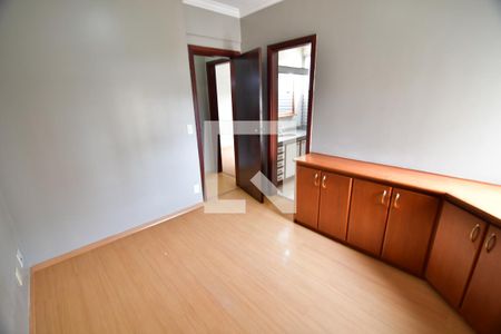 Quarto 1 - Suíte de apartamento para alugar com 2 quartos, 70m² em Mansões Santo Antônio, Campinas