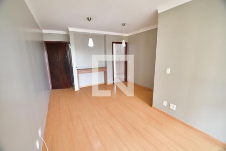 Sala de apartamento para alugar com 2 quartos, 70m² em Mansões Santo Antônio, Campinas