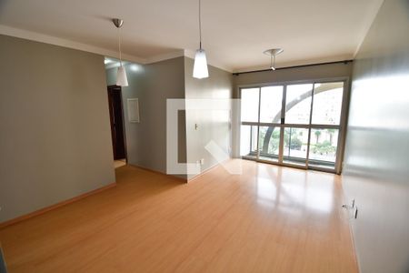 Sala de apartamento para alugar com 2 quartos, 70m² em Mansões Santo Antônio, Campinas