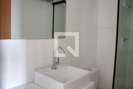 Banheiro de apartamento para alugar com 1 quarto, 27m² em Belenzinho, São Paulo