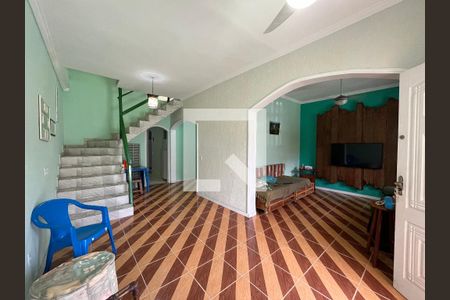 Sala de casa de condomínio para alugar com 3 quartos, 223m² em Taquara, Rio de Janeiro