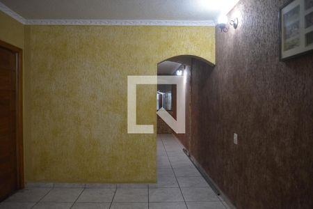 Sala de casa para alugar com 4 quartos, 240m² em Jardim Rina, Santo André