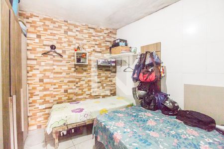 Quarto de casa para alugar com 1 quarto, 80m² em Vila Nova Barueri, Barueri