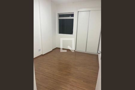 Quarto de apartamento para alugar com 2 quartos, 90m² em Carlos Prates, Belo Horizonte