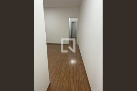 Quarto de apartamento para alugar com 2 quartos, 90m² em Carlos Prates, Belo Horizonte