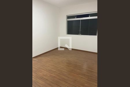 Sala de apartamento para alugar com 2 quartos, 90m² em Carlos Prates, Belo Horizonte