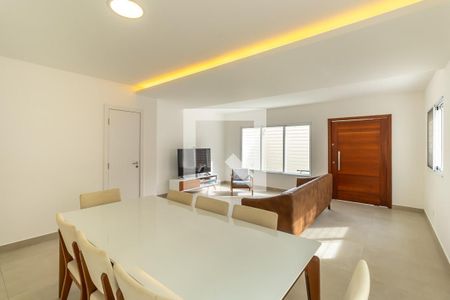 Sala de casa de condomínio à venda com 4 quartos, 290m² em Barra da Tijuca, Rio de Janeiro