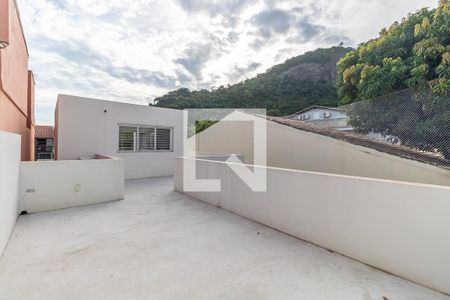 varanda de casa de condomínio à venda com 4 quartos, 290m² em Barra da Tijuca, Rio de Janeiro